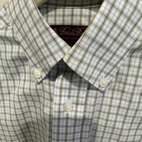 Brooks Brothers Boys Button Down Shirt size XS - Picture 2 of 6